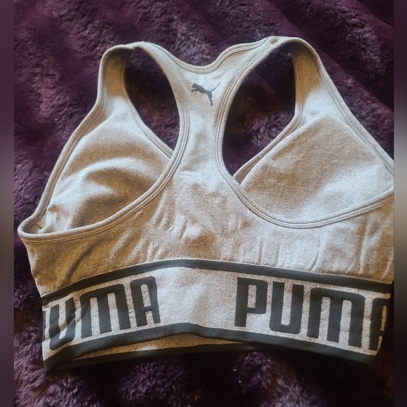 Puma workout set. Sports Bra with buttlifting stretch pants size large. - Picture 4 of 7